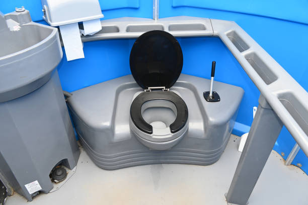 Best Luxury portable toilet rental  in Deans, NJ